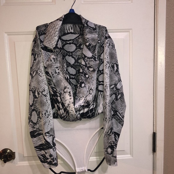 Tops - Body suit